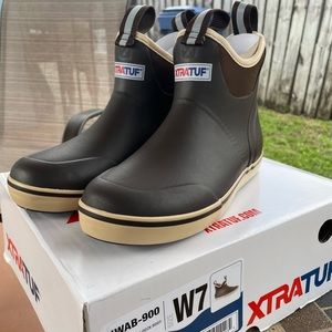 Women’s Xtratuf 6in Ankle Deck Boots